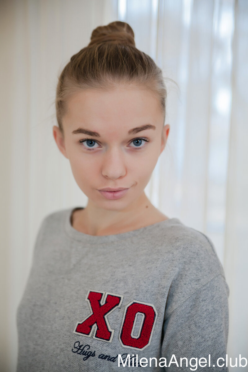 Фатима, 22 года, 2 размер груди